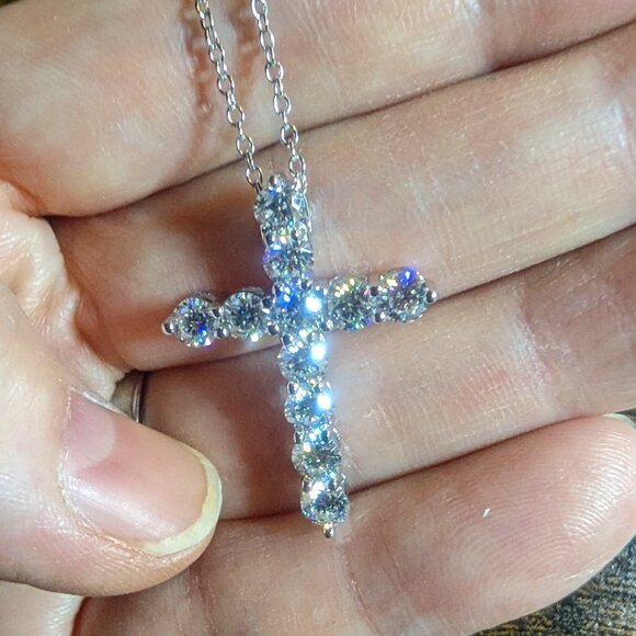 3.30 Carat Moissanite Cross Necklace - BRAND NEW! - Picture 1 of 1